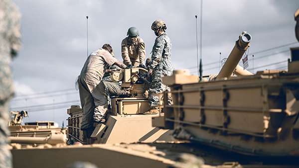 Politico: США отдадут Киеву модель танков Abrams без секретной брони