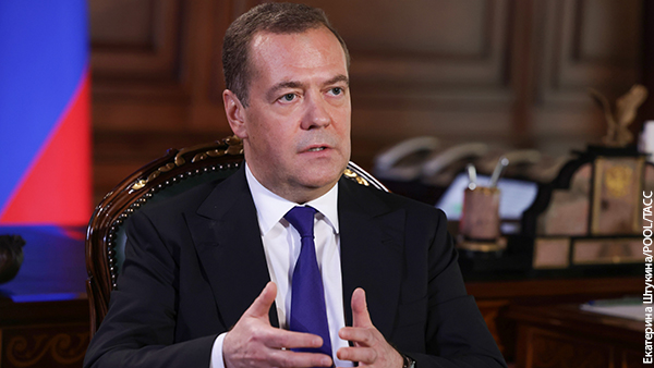 Медведев предложил не платить Западу за интеллектуальную собственность