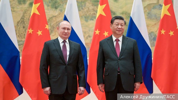 Эксперты: Россия и Китай сломали гегемонию США