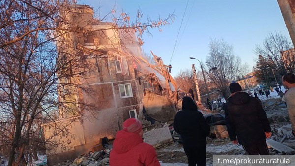 Подъезд жилого дома обрушился в Тульской области из-за взрыва газа
