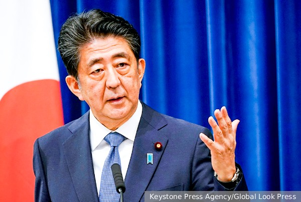 Абэ в мемуарах назвал период самых хороших отношений России и Японии