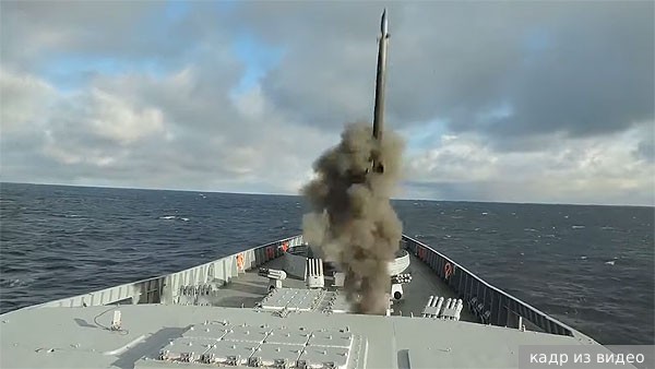 Как «длинная рука» поможет Военно-морскому флоту России