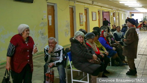 Путин потребовал избавиться от очередей в медучреждениях