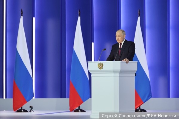 Мнения: Путин намерен строить мирное будущее