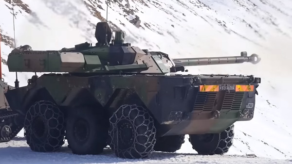 Глава МИД Франции Колонна: Прибытие французских колесных танков AMX-10 RC на Украину ожидается в ближайшее время