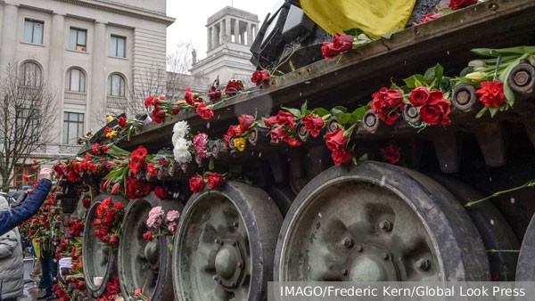 Посольство России в Германии заявило, что украинская провокация с танком в Берлине полностью провалилась