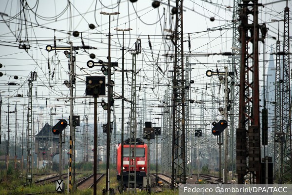 Немецкие железные дороги прекратили бесплатную перевозку гумпомощи Украине