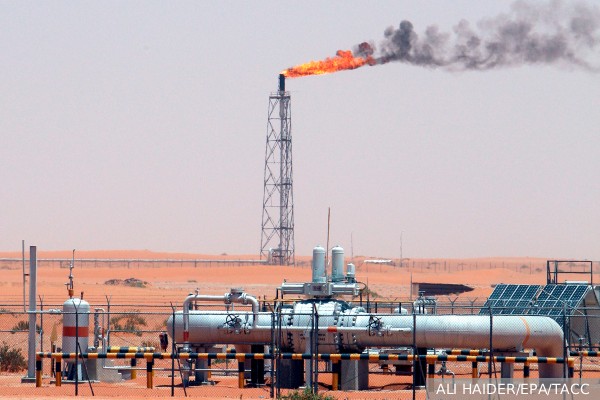 Названы риски при введении потолка цен на саудовскую нефть