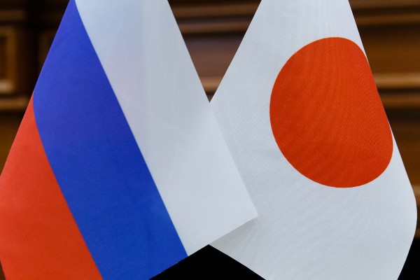 Япония запретила поставки в Россию беспилотников и игрушек