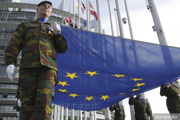 Политолог: ЕС ищет хитрые решения для отправки войск на Украину