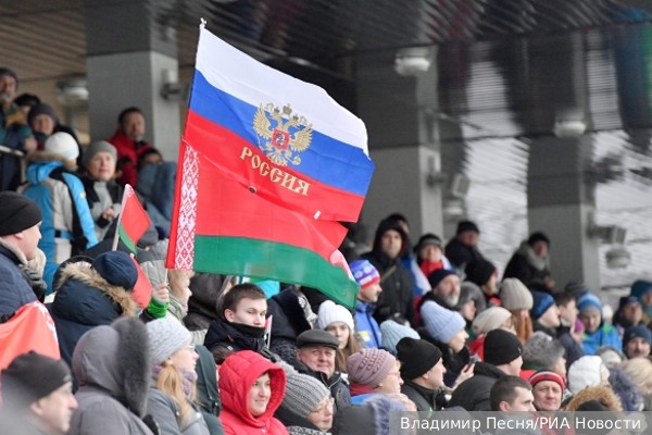 Эксперт: Белоруссия и Украина по-разному воспользовались отношениями с Россией