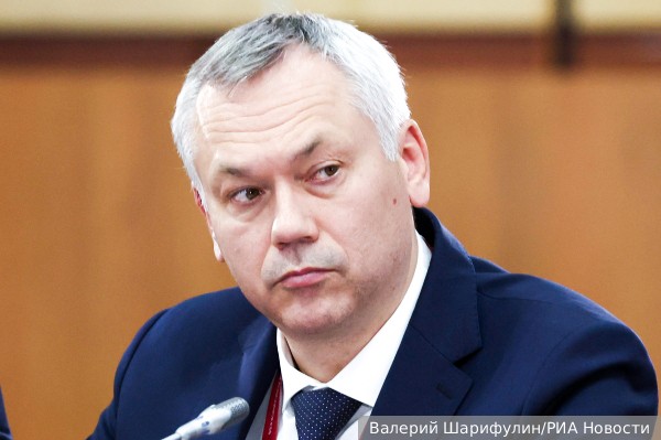 Губернатор Травников рассказал о развитии экономики региона в условиях санкционного давления Запада