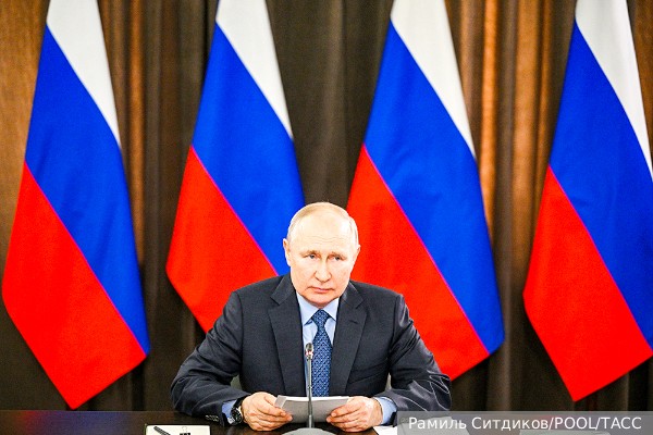 Путин потребовал не давать «зеленый свет» решившим уйти из России компаниям