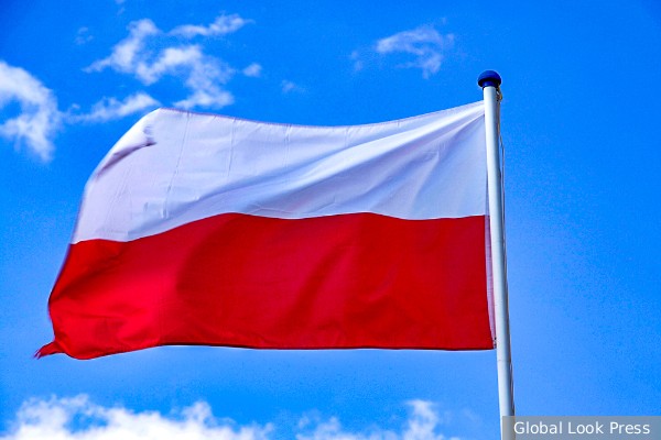 Сенатор Цеков: Польше выгоден любой исход конфликта на Украине 