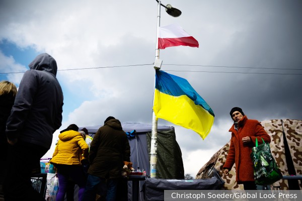 Польские СМИ: Поколениям украинцев необходима денацификация