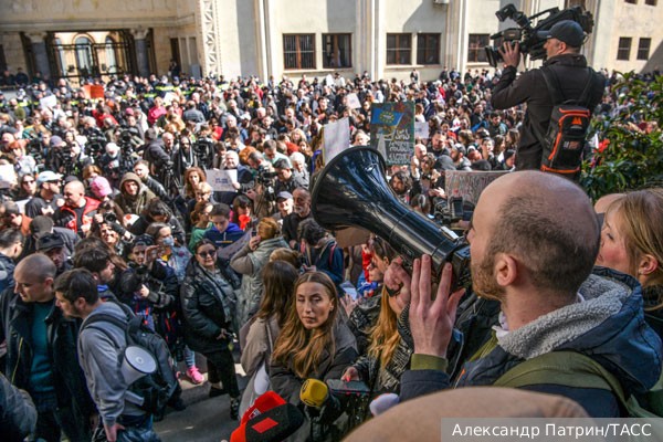 Грузия отказала во въезде гражданину США по подозрению в подготовке акций протеста
