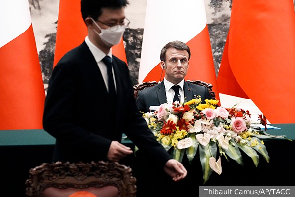 Politico признала провал попытки Макрона изменить позицию Китая по Украине
