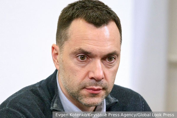 Арестович посоветовал сменить президента Украины 
