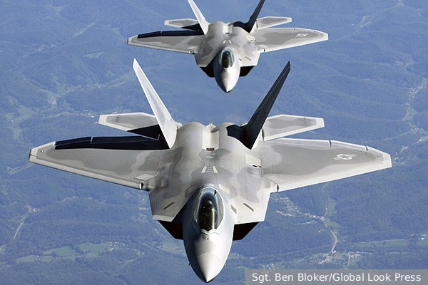 Польша сообщила о получении истребителей F-22 Raptor от США