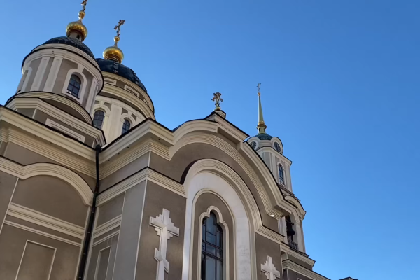 Украинские ракеты упали вблизи собора в Донецке, погибла женщина