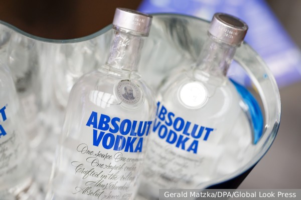 Производитель водки Absolut сообщил о прекращении экспорта в Россию