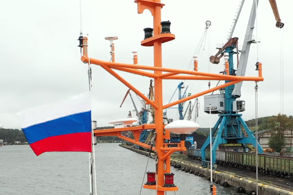 Байден продлил запрет на прием в американских портах связанных с Россией морских судов