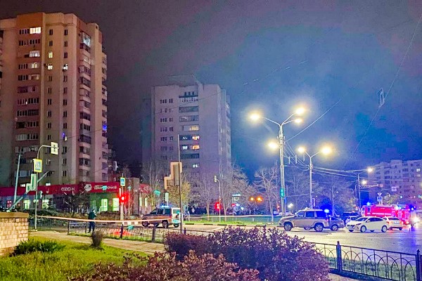 Глава Белгородской области Гладков: В результате взрыва на одной из улиц Белгорода образовалась двадцатиметровая воронка
