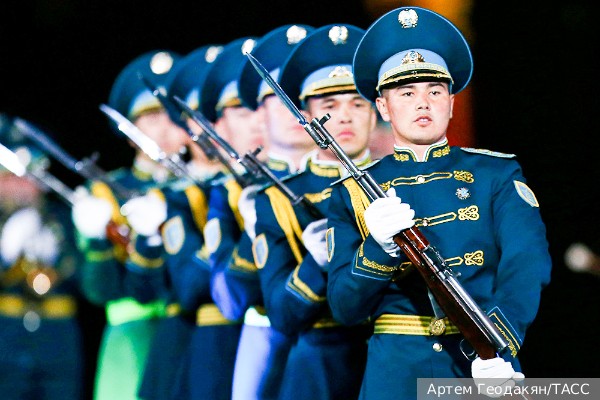 Казахстан отказался проводить военный парад ко Дню Победы
