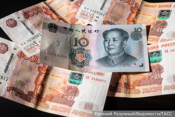 Силуанов: Рубль и юань уже заменяют доллар