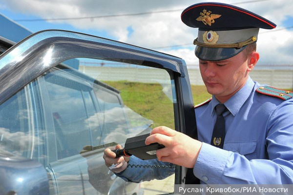«Автомобилисты России» выступили против разрешения тонировки передних стекол авто