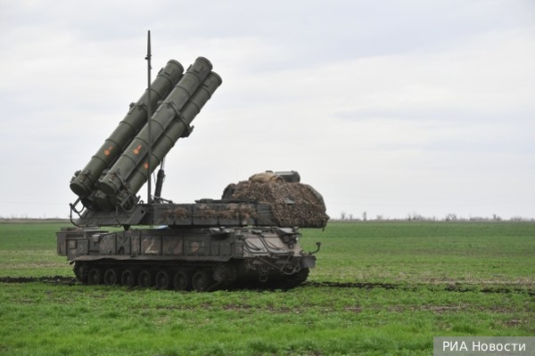 Российские средства ПВО сбили украинский Су-25 в Херсонской области