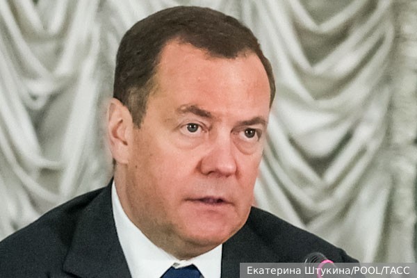 Медведев: Атака БПЛА на Кремль приведет к эскалации конфликта