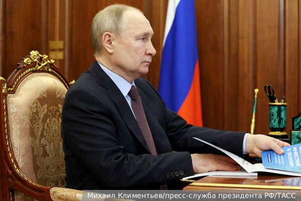 Путин назвал хорошими показатели России по госдолгу