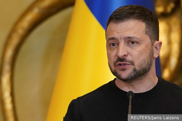Политолог объяснил попытки властей Украины избежать ответственности за атаку на Кремль