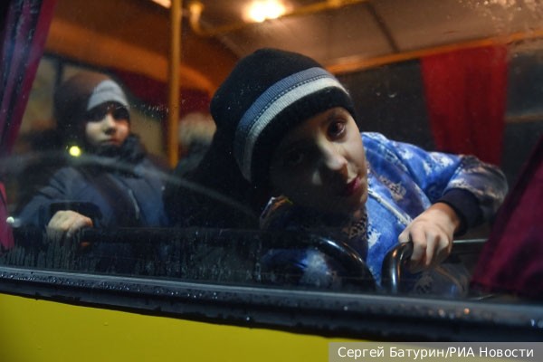 Балицкий объявил о вывозе детей из опасных районов Запорожской области