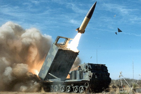 Politico сообщила об отсутствии у США планов передавать Украине дальнобойные ракеты ATACMS