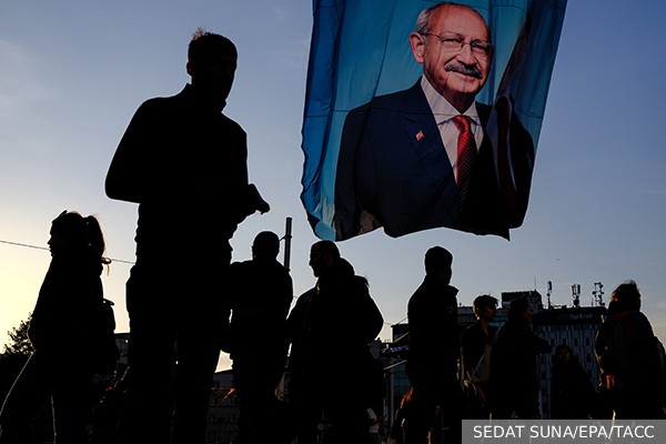 Соперник Эрдогана на выборах решил объединиться со снявшимся кандидатом