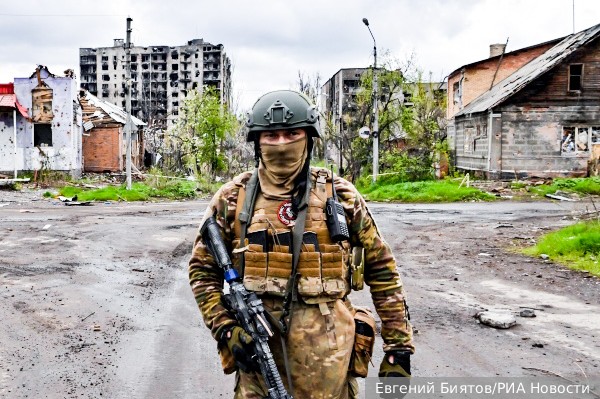 Появилось видео уничтожения украинских танков под Артемовском
