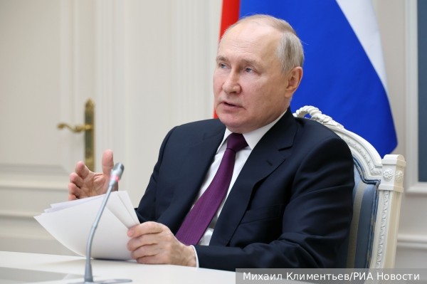 Путин назвал преимущества строительства железнодорожного участка Решт – Астара