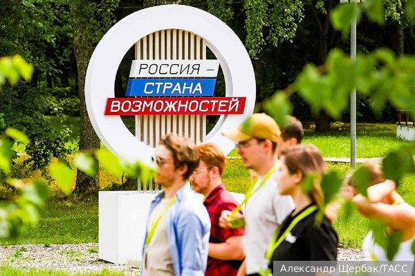 Депутат Наумов: Платформа «Россия – страна возможностей» стала ценнейшим социальным лифтом