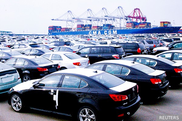 Боррель заявил о сокращении поставок авто в Россию из ЕС на 80% и их росте на 300% в Центральную Азию
