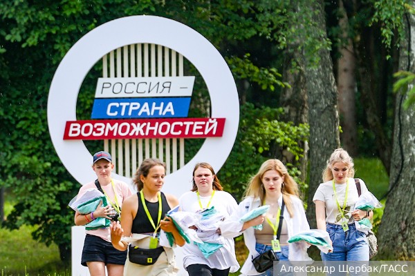 Молодой ученый: Платформа «Россия – страна возможностей» открывает школьникам дорогу в мир науки