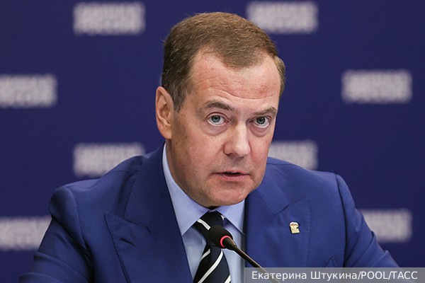 Медведев: Запад не осознает реальность нанесения превентивного ядерного удара