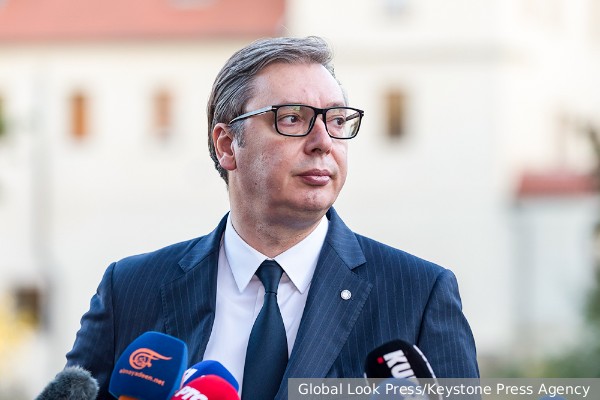 Вучич покинул пост главы Сербской прогрессивной партии