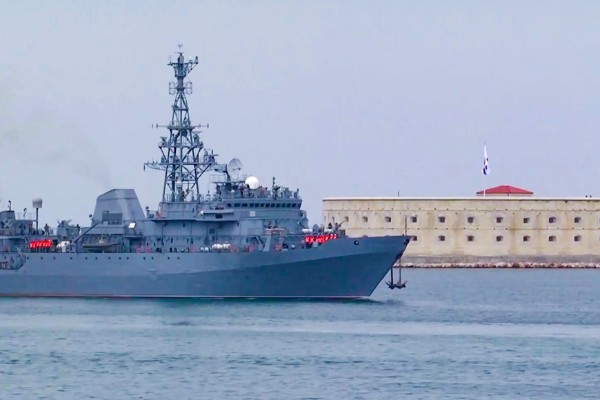 Общество: Украинское видео об атаке на российский корабль содержит признаки фальшивки