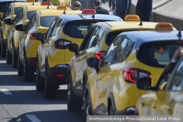 Московские таксисты начали массово жаловаться на сбой в GPS
