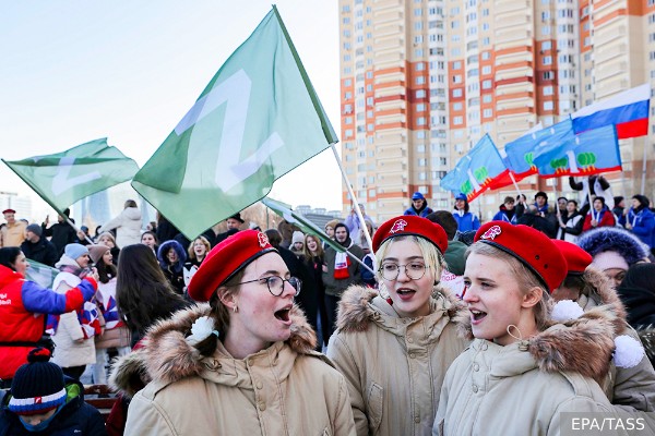 Эксперт: Среди российской молодежи царит дух патриотизма