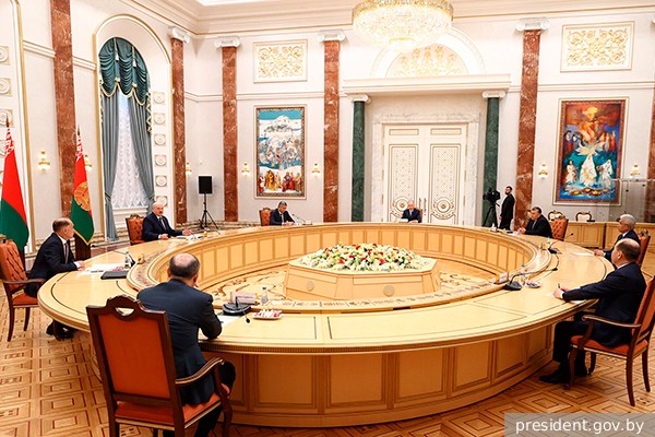 Лукашенко: Контрнаступление Украины является большой дезинформацией