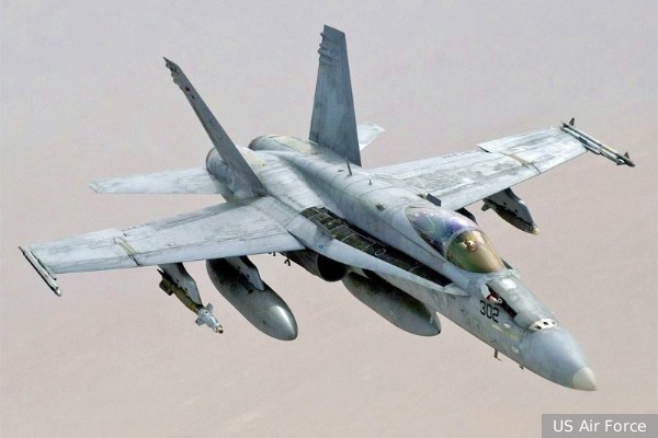 Politico: Запад может поставить Киеву F-18 вместе с F-16 