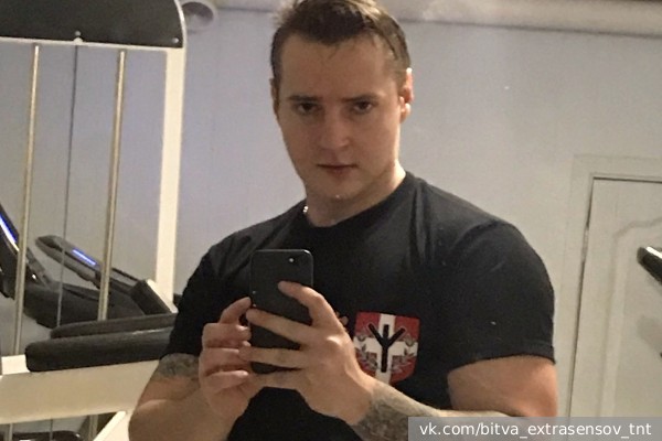 ТАСС: Участник Битвы экстрасенсов Волхов задержан в Москве за попытку присоединиться к украинским диверсантам